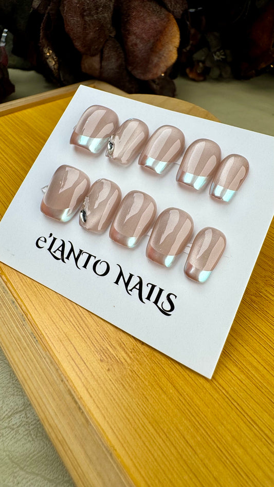 AuroraNudeelantonails