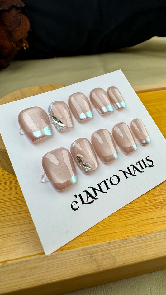 AuroraNudeelanto nails