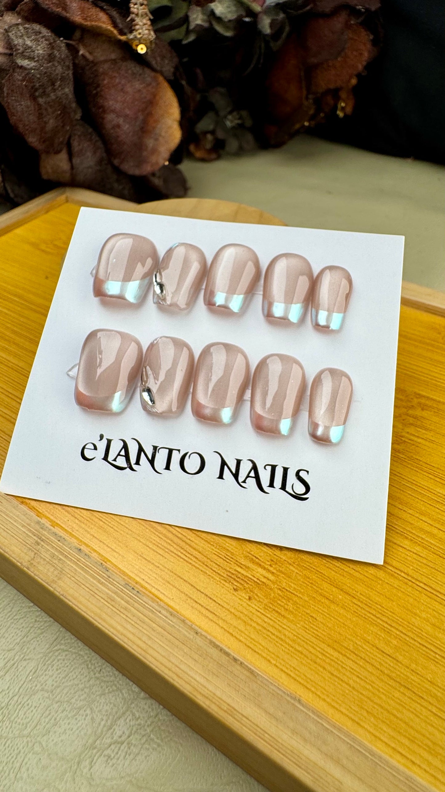 AuroraNudepressonnails